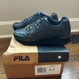 Fila Women’s Envie SR Slip Resistant Shoes – Black – Size 6.5, Brand New